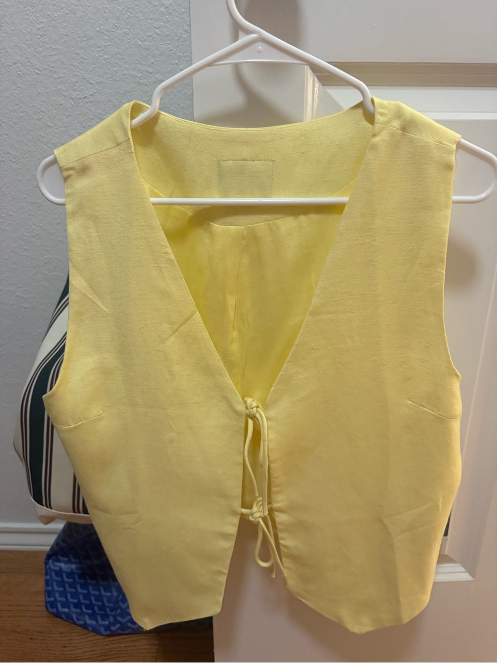 Daily Drills Front Tie Top Yellow